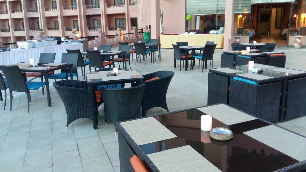 Africana Hotel & Spa Qaryat Shakush Bagian luar foto