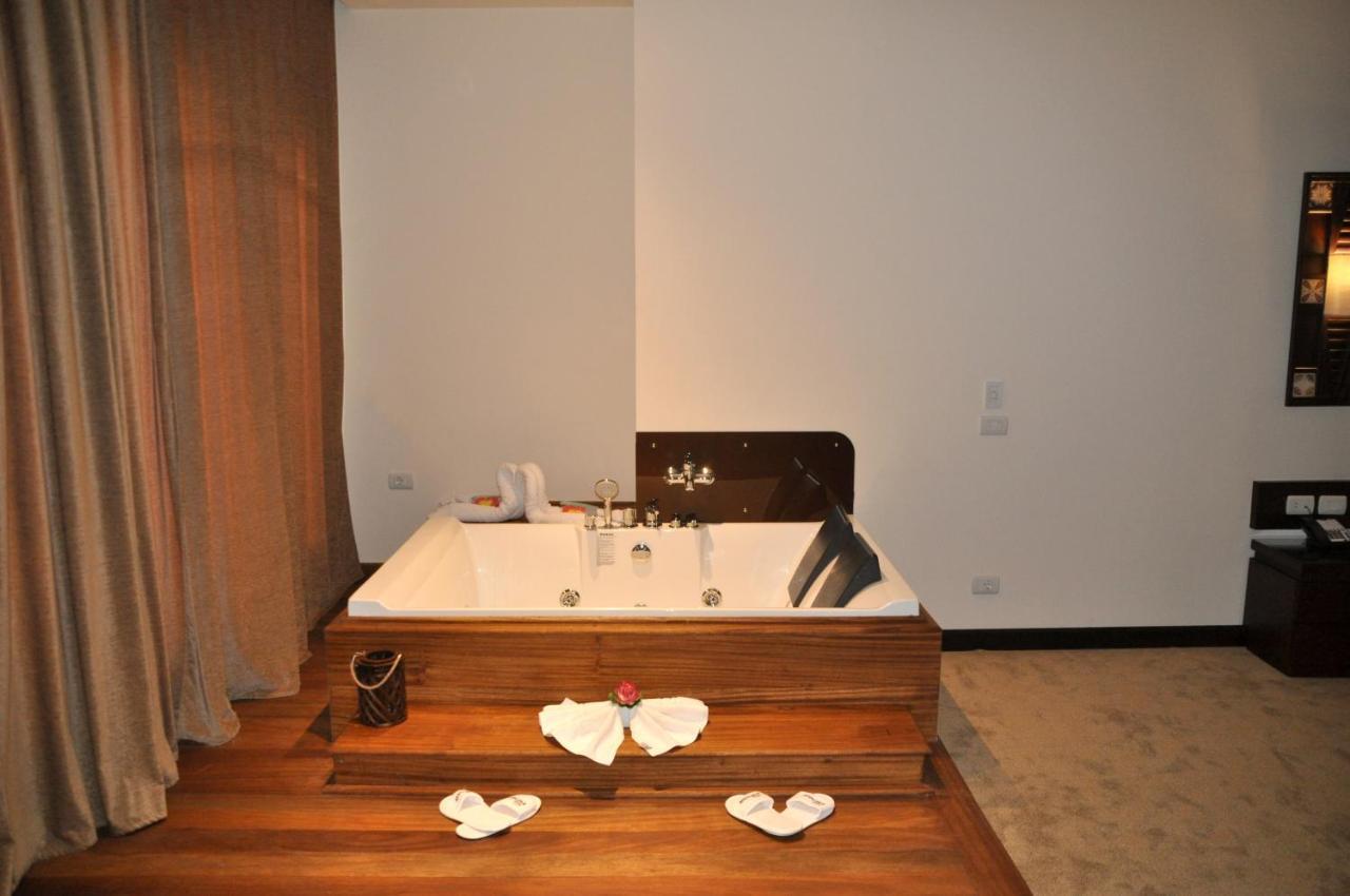 Africana Hotel & Spa Qaryat Shakush Bagian luar foto